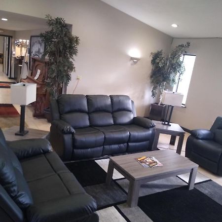 Hotel Super 8 By Wyndham Billings Extérieur photo