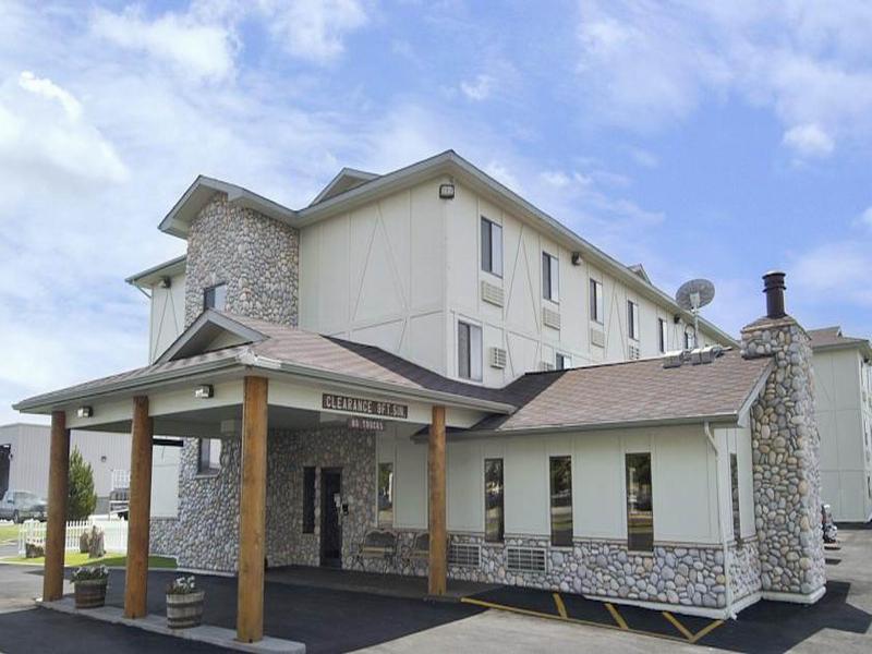Hotel Super 8 By Wyndham Billings Extérieur photo