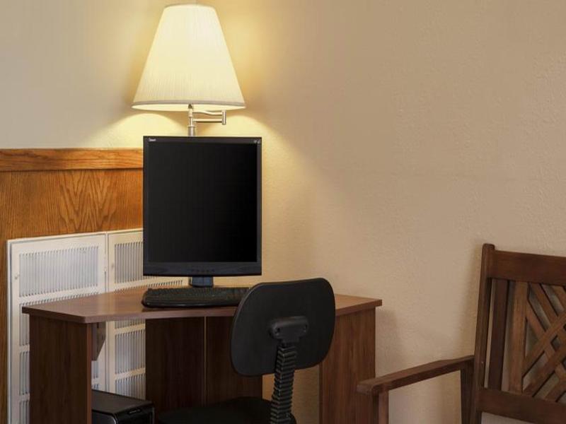 Hotel Super 8 By Wyndham Billings Extérieur photo