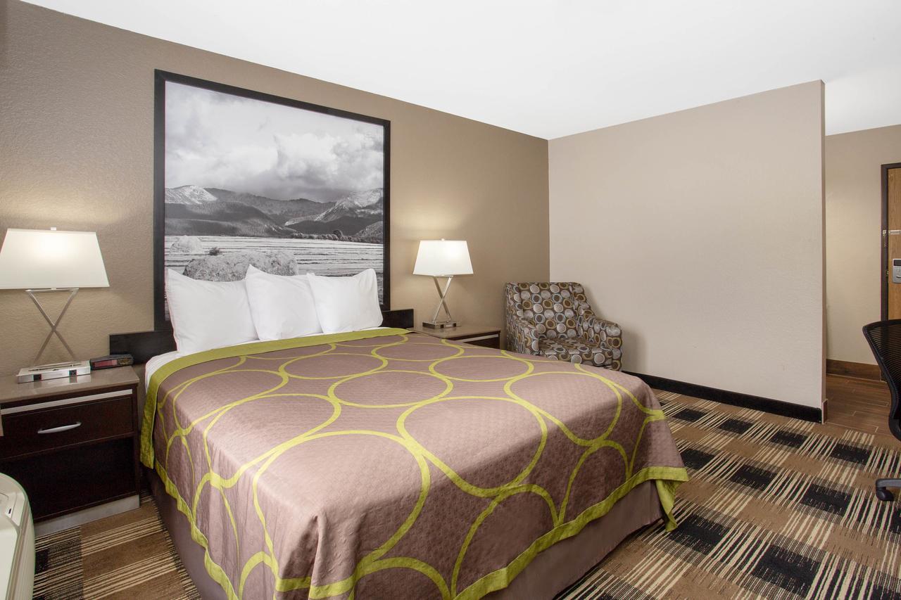 Hotel Super 8 By Wyndham Billings Extérieur photo