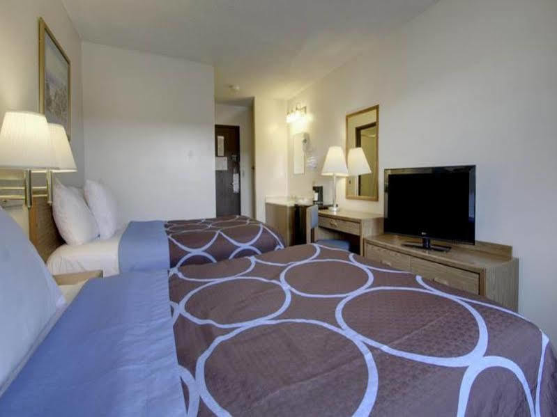 Hotel Super 8 By Wyndham Billings Extérieur photo